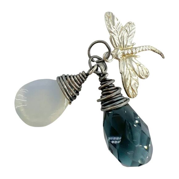 Dragonfly Oxidized Silver Wire Wrapped Gem Pendant - Picture 2 of 4